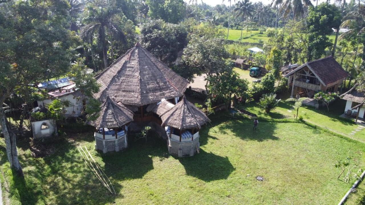 Hakiki Inn Bungalows เตเตบาตู ภายนอก รูปภาพ