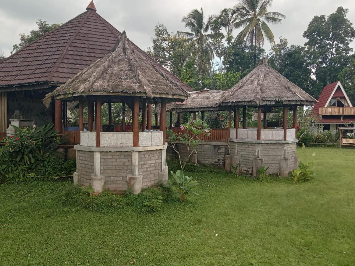 Hakiki Inn Bungalows เตเตบาตู ภายนอก รูปภาพ